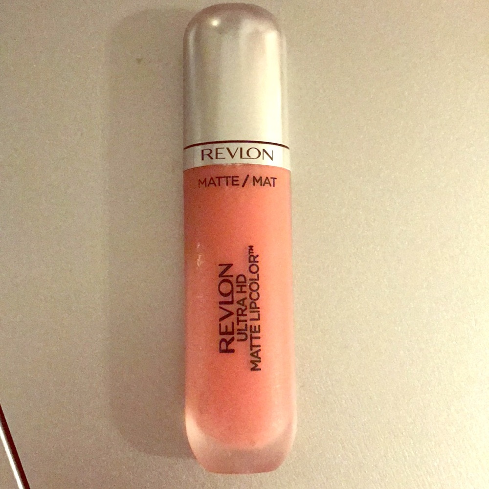 Pink matte lip color never used